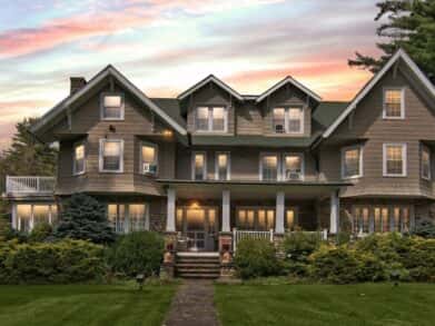 Gables Manor
