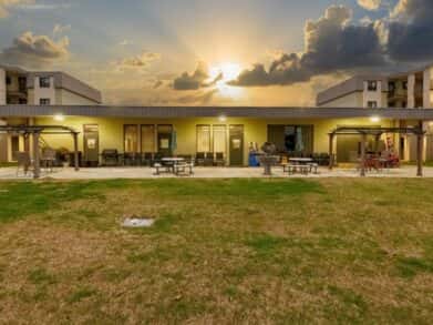 Tower Oaks Apartments