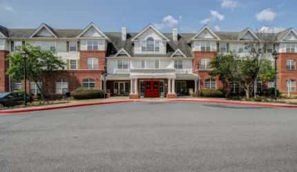 Charter Senior Living of Woodholme Crossing