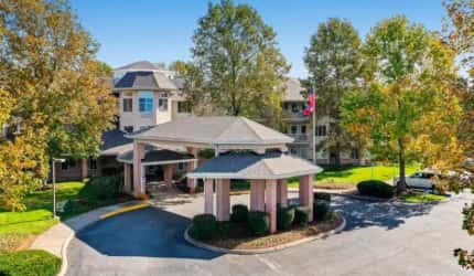 Manor at Steeplechase – A Provincial Senior Living Community