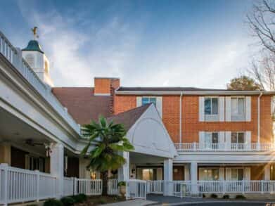 Kingston Residence of Hickory