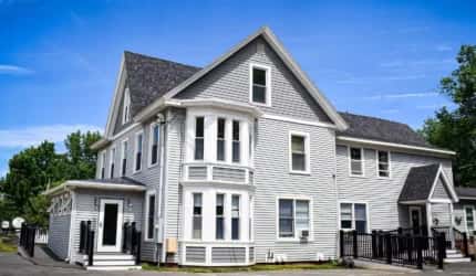 Halldale Manor