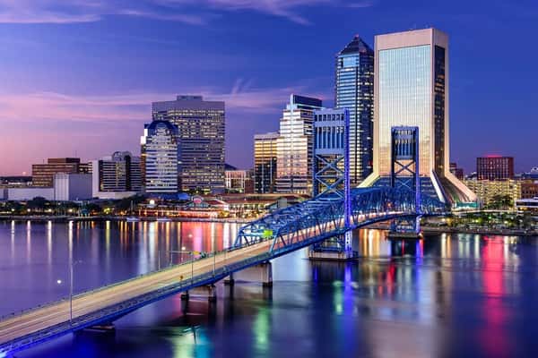 Luxury Senior Living in Jacksonville, FL