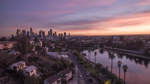 Luxury Senior Living in Los Angeles, CA
