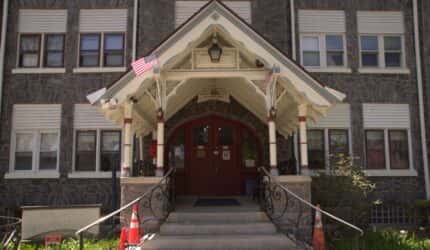 Hayes Manor