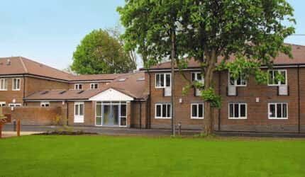 Farnham Common House
