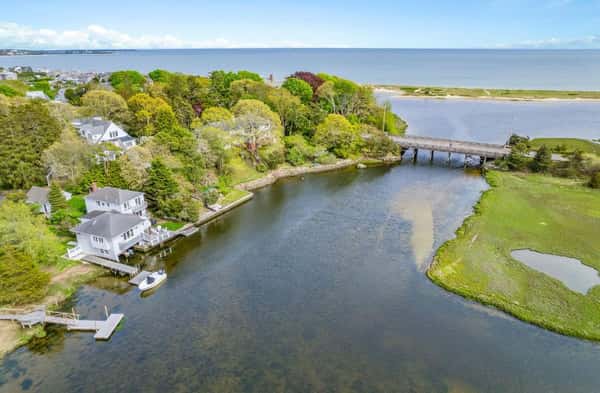 Memory Care in Centerville, MA