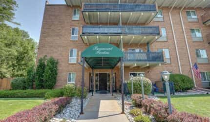 Paramount Garden Apartments