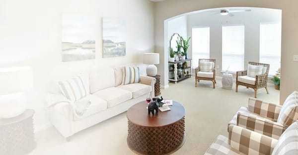 sitting room at The Crossings at North River