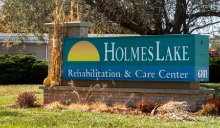 Holmes Lake Rehabilitation & Care Center