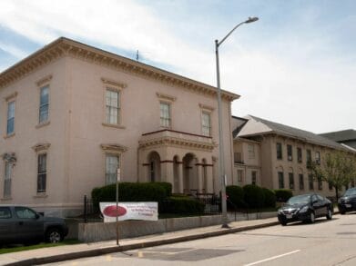 The Lillie Mansion at Lutheran