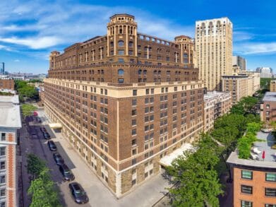 The Watermark at Brooklyn Heights