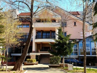 Francesca Residence
