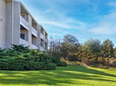 Woodgate Apartments