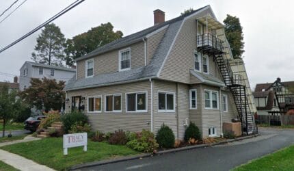 Tracy Manor