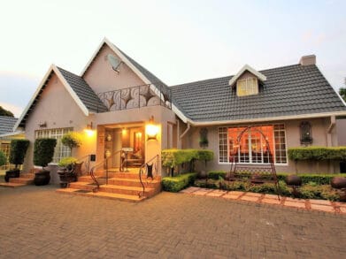 Avalon Guest Manor