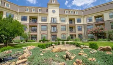 Discovery Village At Castle Hills