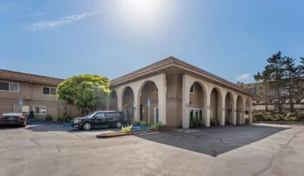 Serra Highlands Senior Living