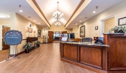 Pacifica Senior Living Skylyn