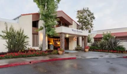 White Blossom Care Center