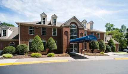 Commonwealth Senior Living at Georgian Manor