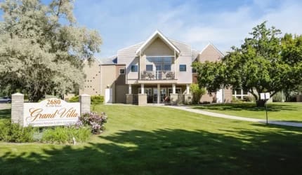 Grand Villa