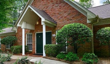 Country Cottage – Hoover