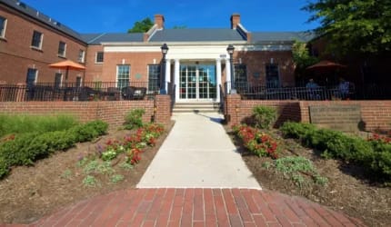 Commonwealth Senior Living
