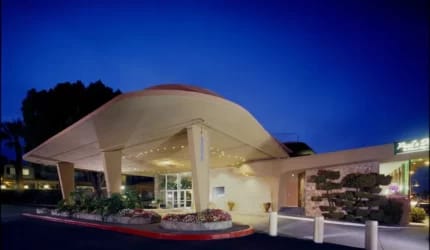 The Villa at San Mateo Apartments