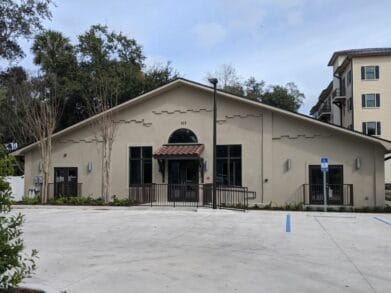 Alba Court – Residences and Adult Day Care Center