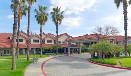 Holiday Valencia Commons