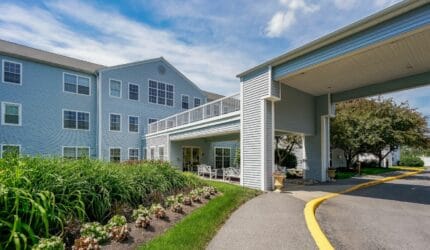 Diamond Ridge – A Provincial Senior Living Community