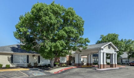 Brookdale Hollywood Park