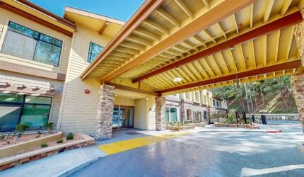 Peninsula Pointe by Cogir