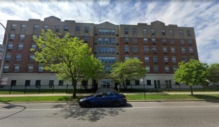 Senior Suites Belmont-Cragin