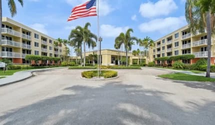 Five Star Premier Residences of Hollywood