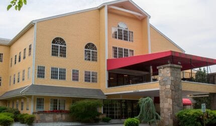 Greenwich Farms at Warwick