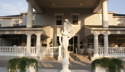 Hampton Manor at Deerwood