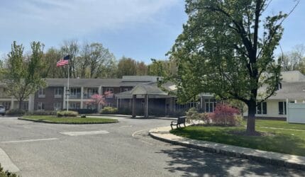 Mira Vie at Montville