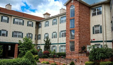 Mira Vie at West Milford