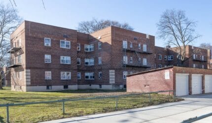 Bayside Manor
