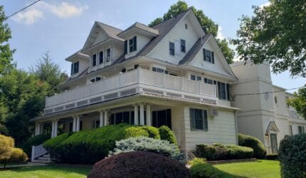 Little Senior Residence