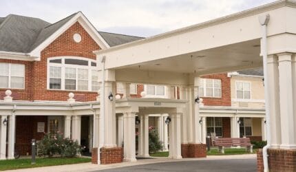 Willow Oaks Assisted Living at Birmingham Green