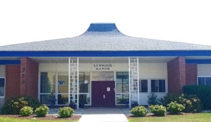 Lynwood Manor