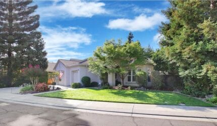 Yannica Guest Home III