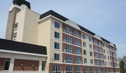 Grand At Twin Lakes