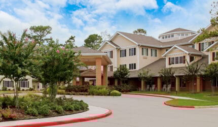Paradise Springs-Sky Active Living