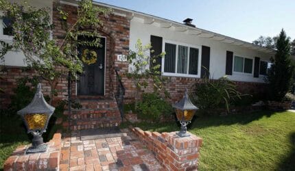 Noble Living, LLC