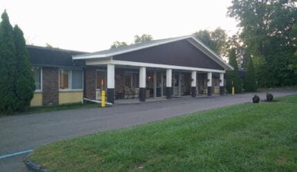 Four Chaplains Nursing Care Center