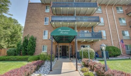 Paramount Garden Apartments